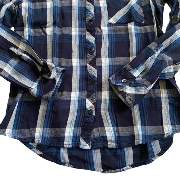 alc | at last classics Plaid Button Down Flannel Women’s Size Medium - Picture 6 of 10
